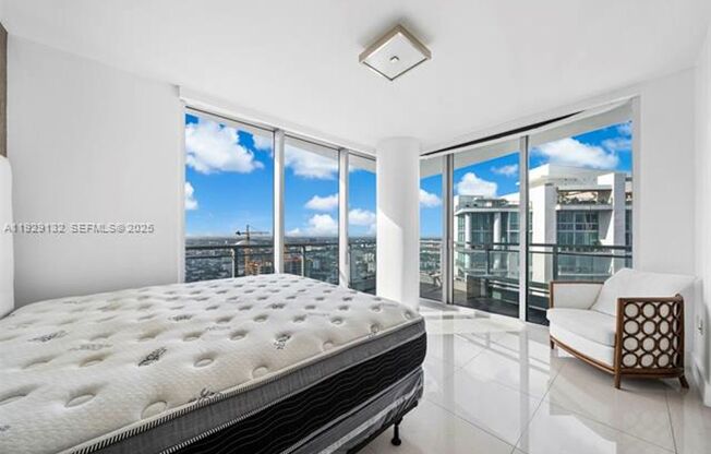2 beds, 2 baths, 1,389 sqft, $4,400, Unit 92 SW 3rd St # 4610