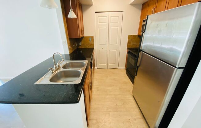 2 beds, 2 baths, $3,500, Unit Unit 404
