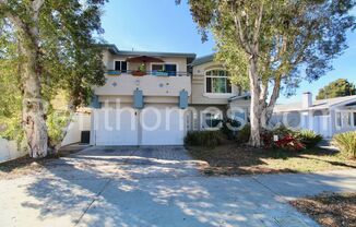 North Park, 4360 Oregon Street #5 - Gar, AC, Washer/Dryer!