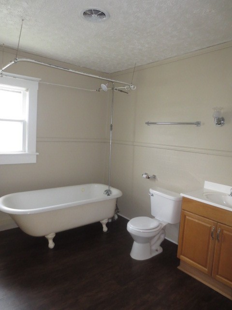 2 beds, 1 bath, $750, Unit 611 1/2 Sandusky St