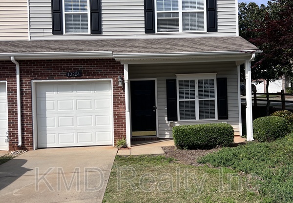 12204 ROYAL CASTLE CT