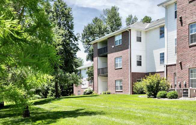 Green Lawn at Tranquility Pointe, Nebraska, 68164