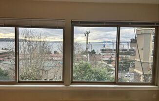 1 bed, 1 bath, 500 sqft, $1,675, Unit 302