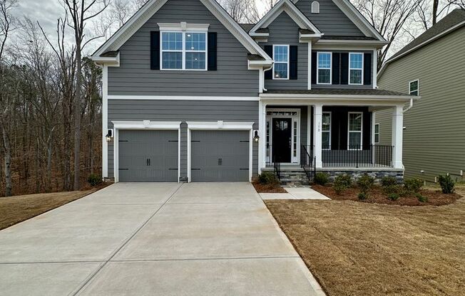 Beautiful 4BR/3BA Home in Falls Cove @ Lake Norman