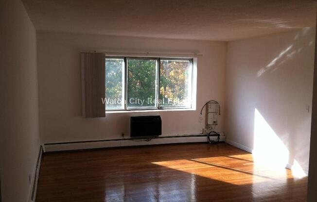 346 Lincoln St.