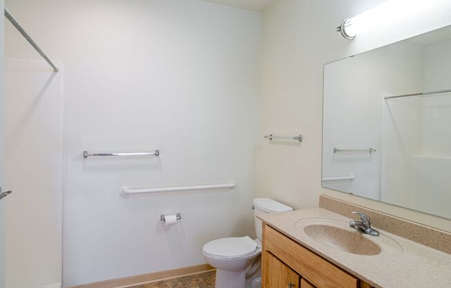 2 beds, 2 baths, 1,132 sqft, $1,370, Unit 8119-313