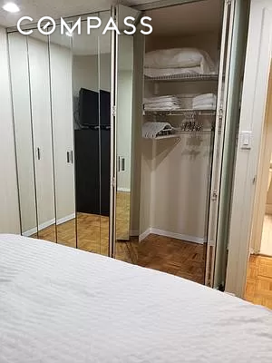 1 bed, 1 bath, 650 sqft, $3,850, Unit 1909