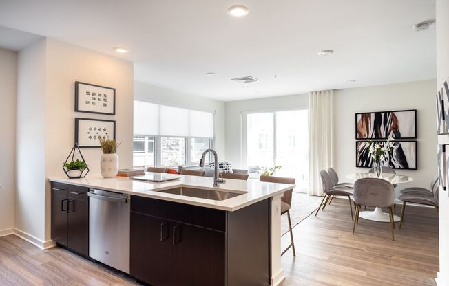 2 beds, 2 baths, 1,045 sqft, $3,050, Unit 3106