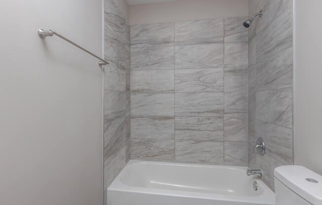 3 beds, 1 bath, $1,595