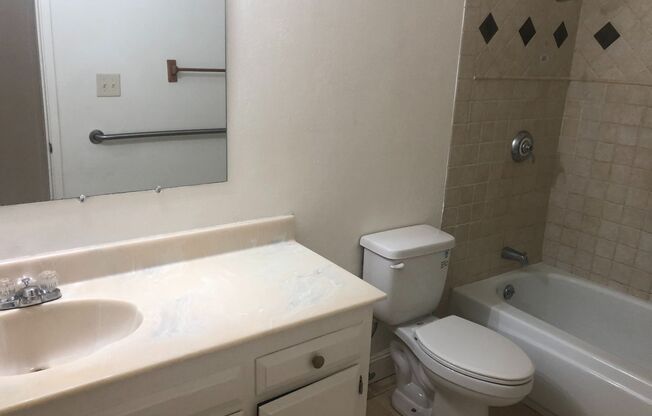 1 bed, 1 bath, $1,350