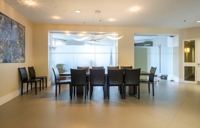 2 beds, 1.5 baths, 820 sqft, $2,900, Unit 217