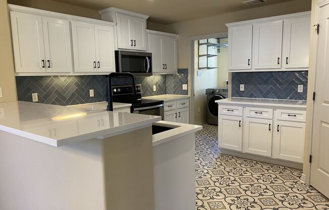 Must See 3 Bed/2 Bath Garden Home in Bull Creek Ranch