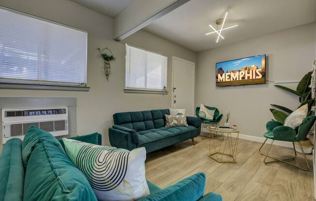 U of M Area! FULLY RENOVATED ONE BEDROOM APARTMENTS NOW AVAILABLE!