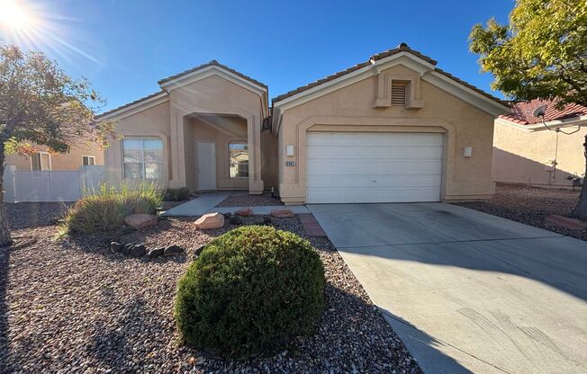 Gorgeous 4bed / 2bath home in Summerlin!