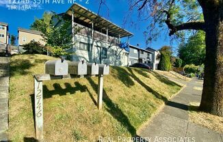 12746 35th Ave NE