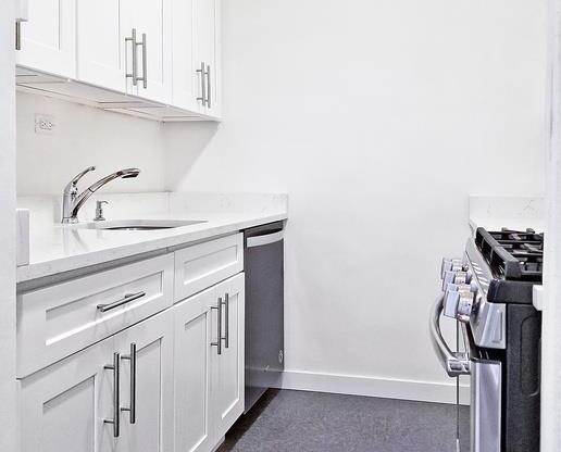 2 beds, 2 baths, 1,154 sqft, $6,900, Unit 12-J