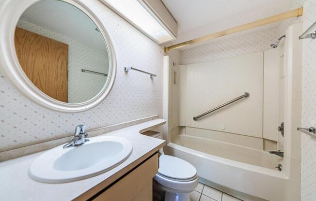 2 beds, 2 baths, 1,210 sqft, $1,950