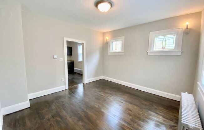 1609 Webster