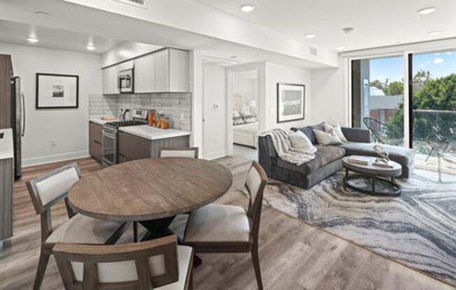 2 beds, 2 baths, 931 sqft, $3,750, Unit 407