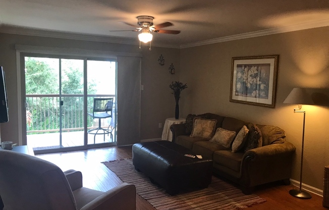 8250 E ARABIAN Trail