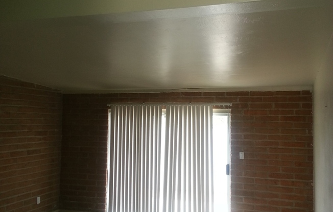 4 Plex - 2 Bedroom Unit for Rent