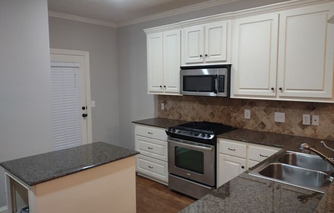 2 beds, 2.5 baths, 1,327 sqft, $1,500, Unit 3518 N State St.