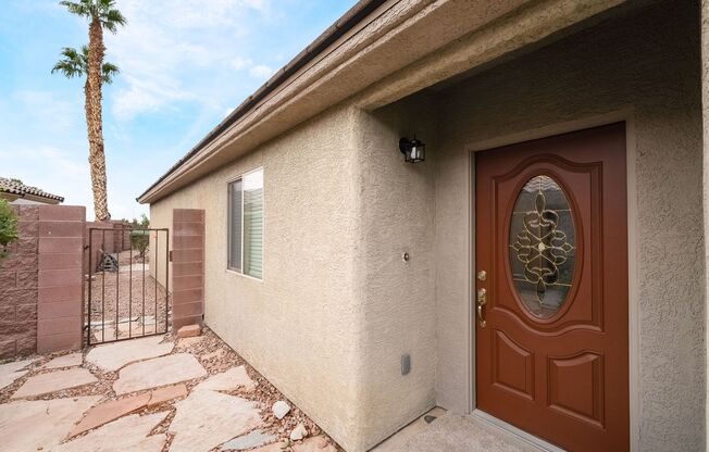 3 beds, 2 baths, $2,000