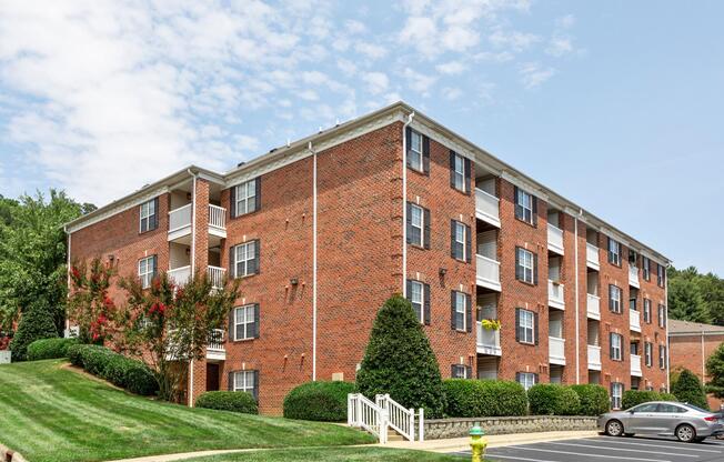 Exterior view of residential buildings at Westmont Commons apartments for rent in Asheville, NC
