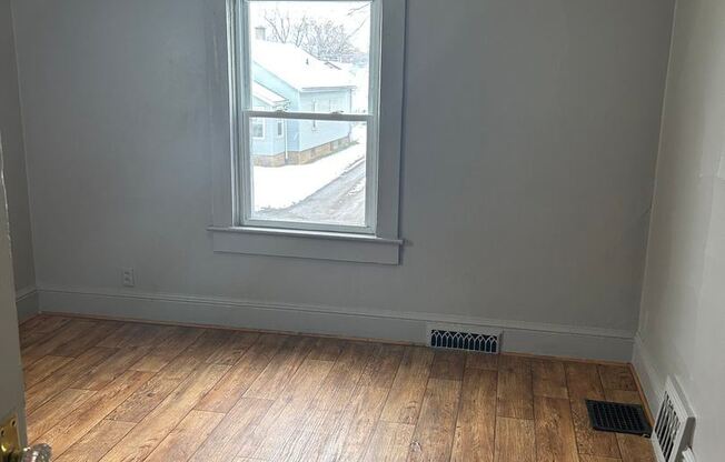 1615 High St