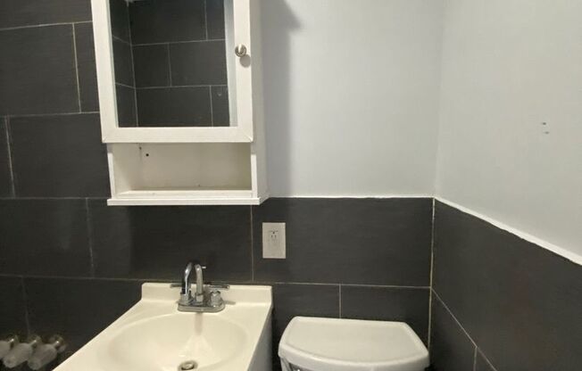 620 - OM-620 8th Street LLC