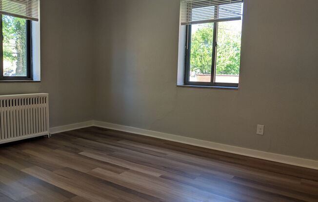 1 bed, 1 bath, 600 sqft, $1,349, Unit 5627 Rippey St. #A6