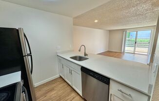 2 beds, 1.5 baths, 850 sqft, $2,195, Unit 106