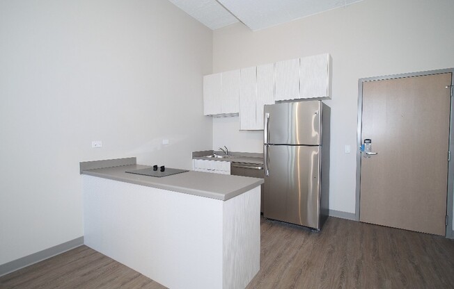 1 bed, 1 bath, 477 sqft, $1,739, Unit 528