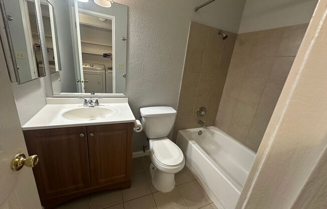 2 beds, 2 baths, $1,750