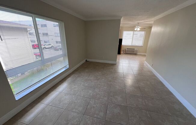 1 bed, 1 bath, 740 sqft, $1,500, Unit 28