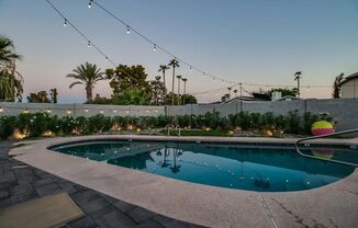 BEAUTIFUL, FURNISHED TEMPE HOME WITH POOL AND PUTTING GREEN!