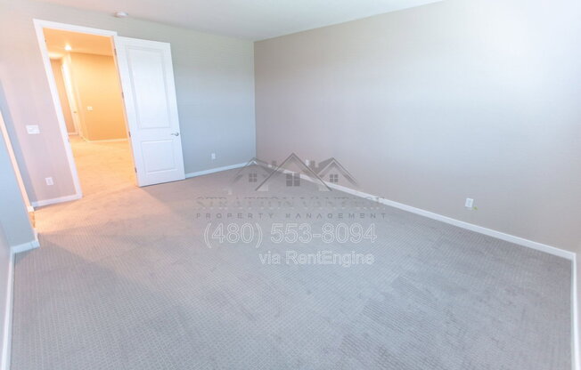 3 beds, 2.5 baths, 2,107 sqft, $2,395, Unit 4