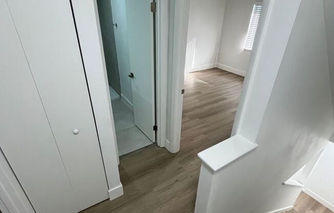 2 beds, 1.5 baths, 1,050 sqft, $1,349, Unit #50