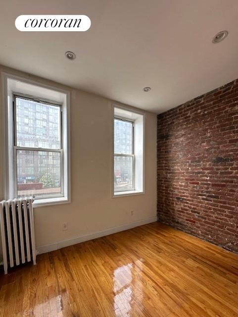 3 beds, 1 bath, 3,972 sqft, $4,250, Unit 9