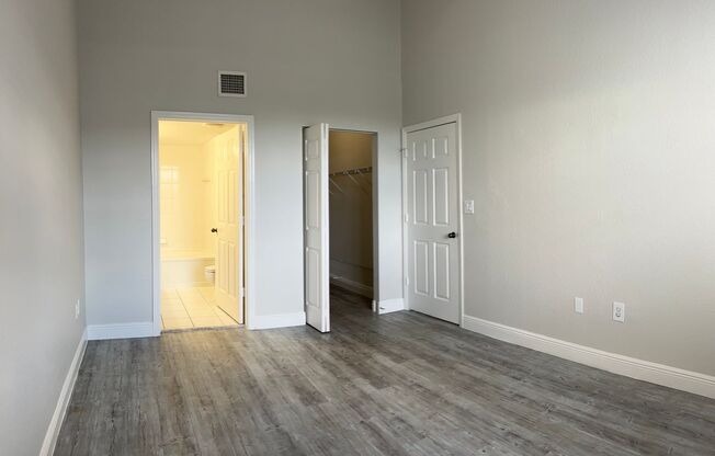 2 beds, 2 baths, 1,204 sqft, $2,019, Unit 10136-B3 - Bostonian