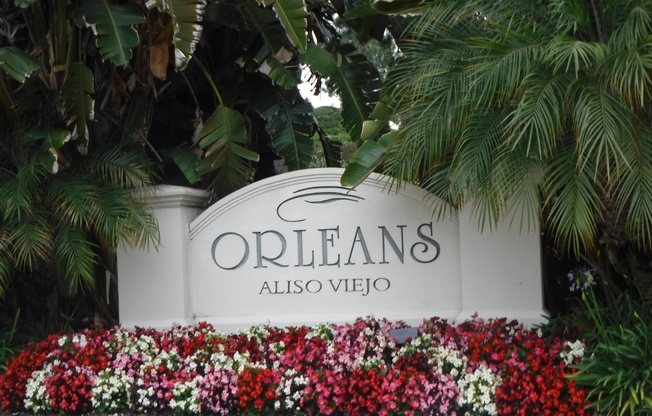 Orleans: 2 Bedroom 2 Bath Condo,