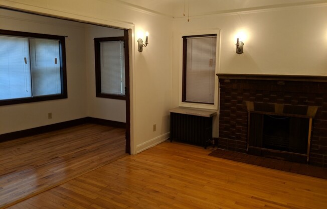 2 beds, 1 bath, $1,275