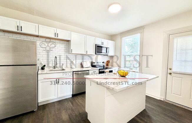 Must See! 2 bedroom house!