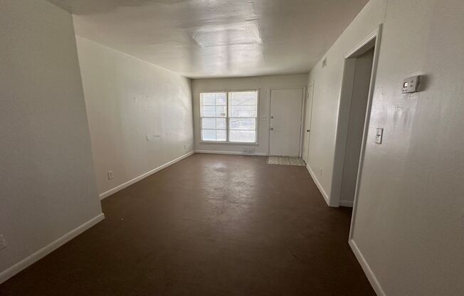 3 Bed/1 Bath For Rent