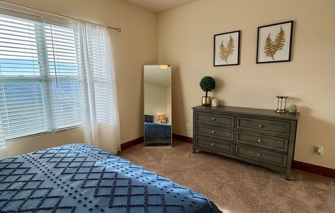 2 beds, 2 baths, 1,200 sqft, $1,425, Unit 20SOA12