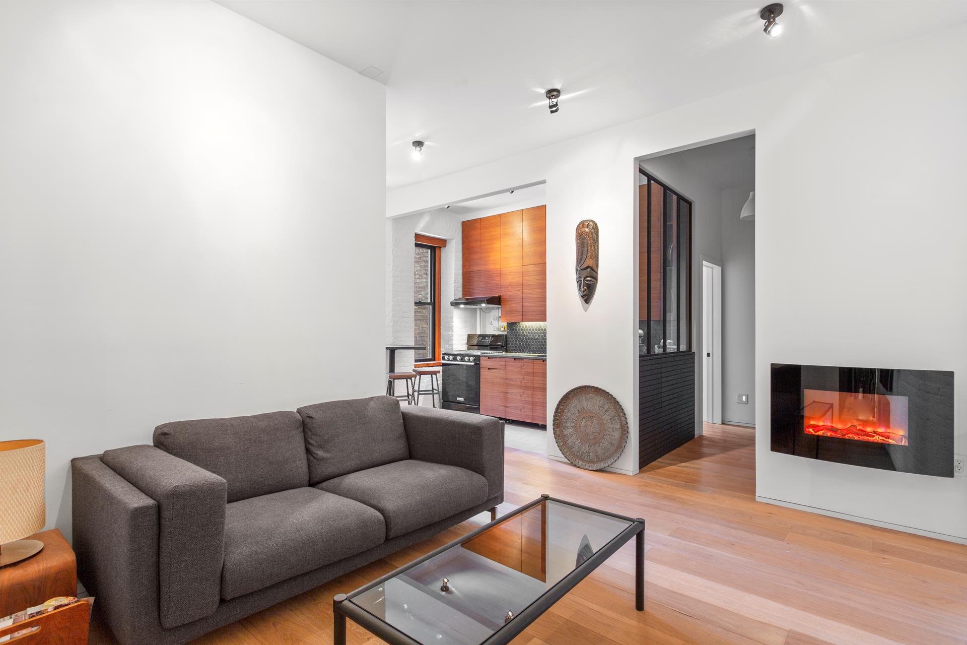 342 W 56 ST