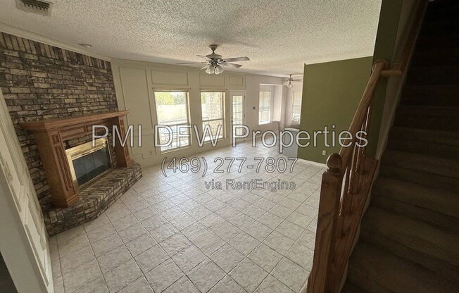 2332 BOARDWALK DR