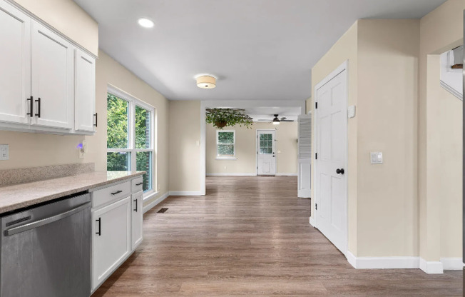 111 PINECONE LN