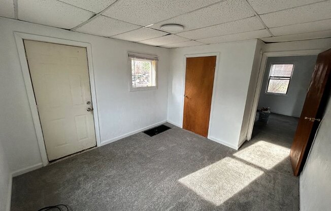 759 BOWER HL RD