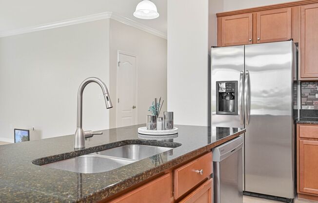 NOW AVAILABLE - Single Family Home with POOL in Fort Myers